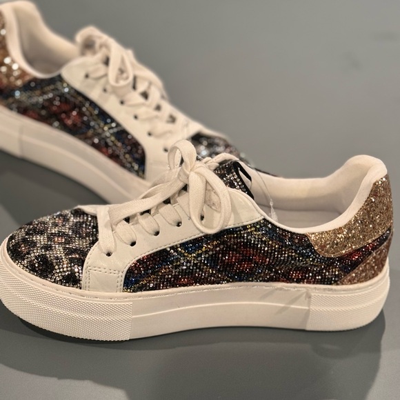 BETSY JOHNSON Rhinestone encrusted, Women’s Lindsay sneakers. Size 6 LIKE NEW - Picture 11 of 16